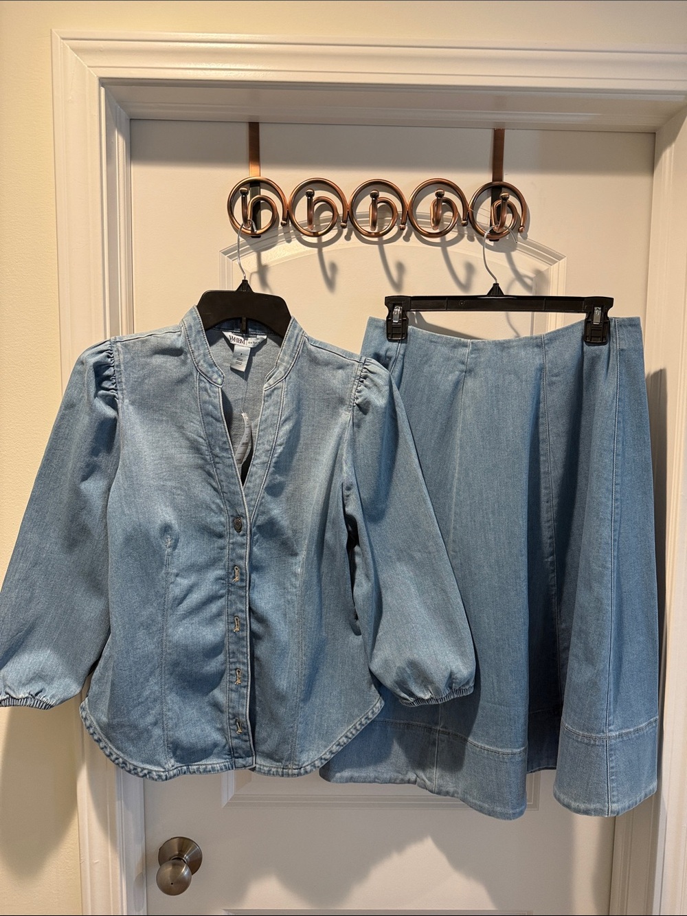 NWT Light Wash Denim Puff Sleeve Jacket & Skirt Matching Set